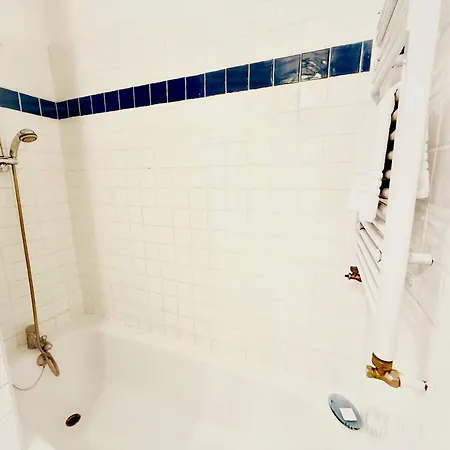 Alma - Douceur Rétaise&piscine Appartement *